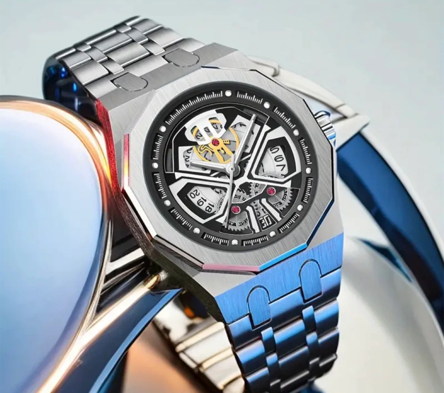Stylish Silver Wristwatch