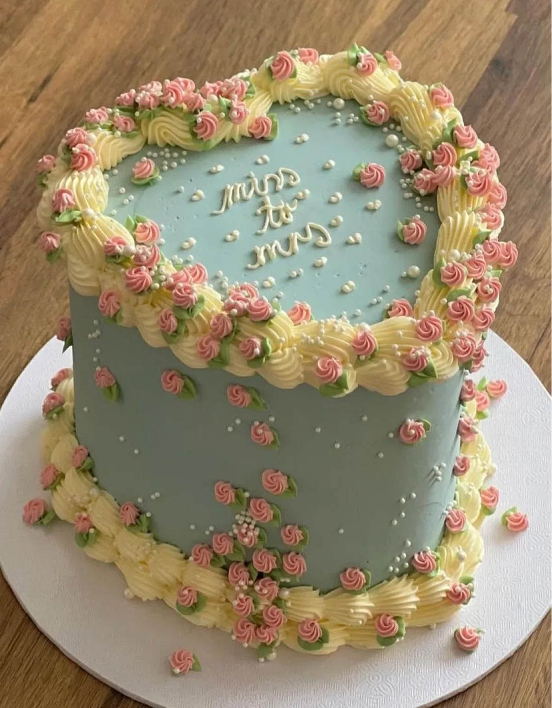 Flowery Heart cake