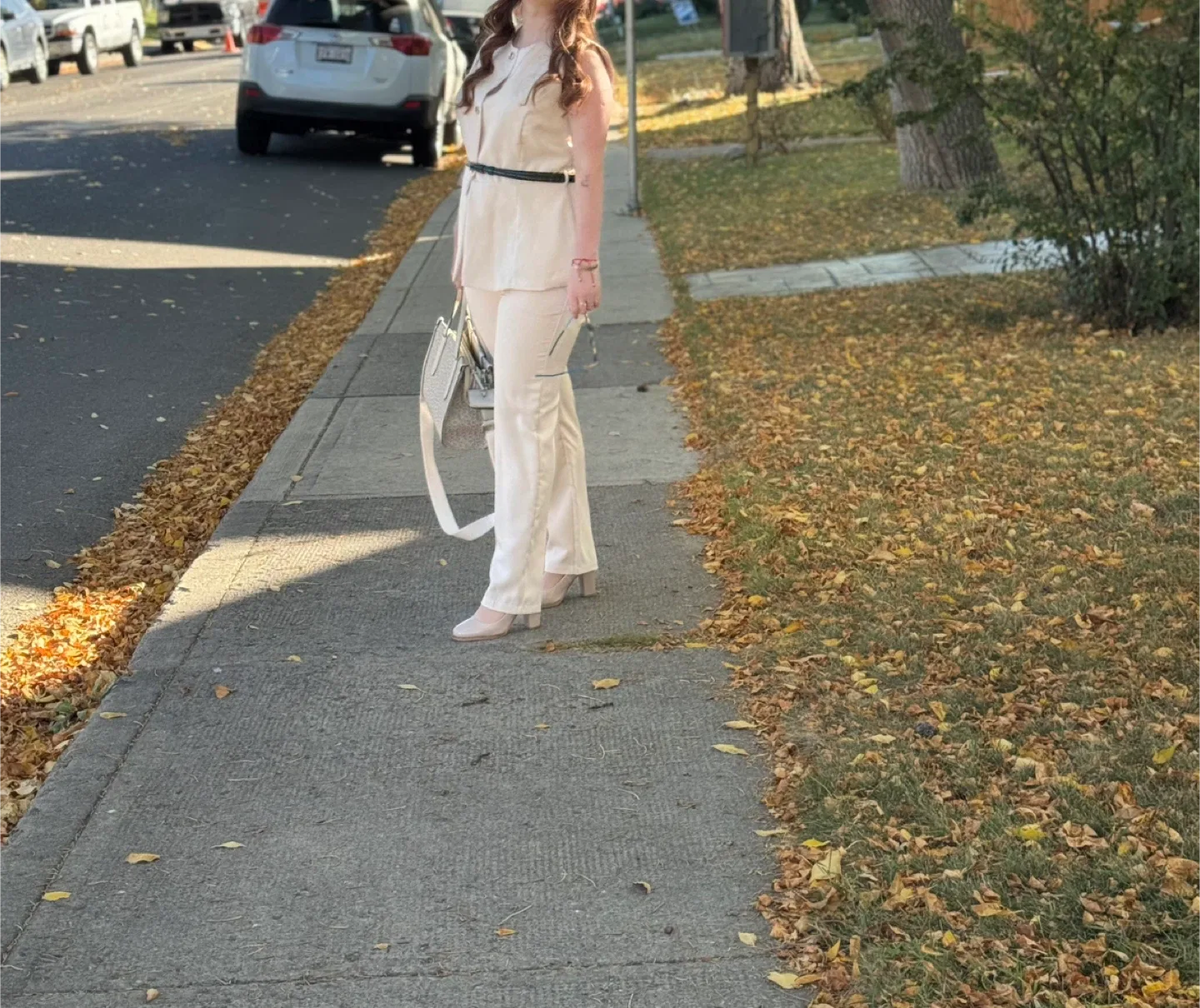 Beige Two-Piece Set (Vest & Pants) image indicator(4)