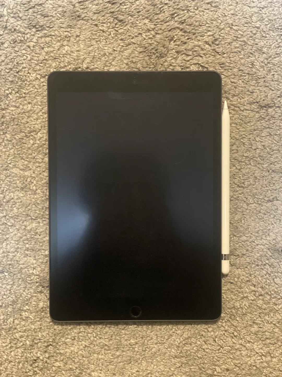Apple iPad 9th Gen 265GB with Apple Pencil image indicator(2)