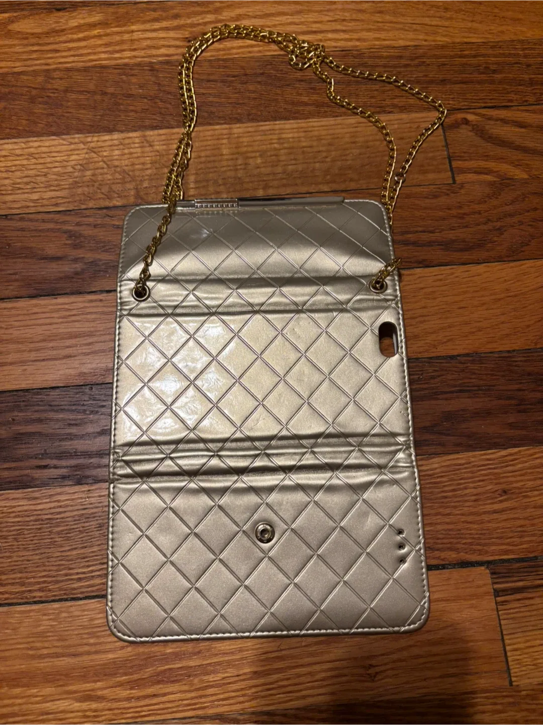 Gold Quilted Wallet Phone Case with Chain image indicator(4)