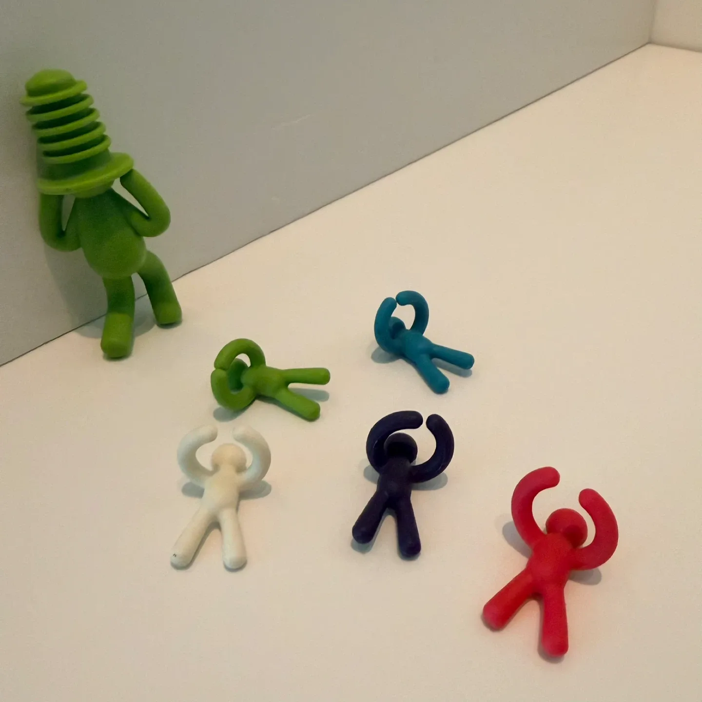 Umbra Wine Bottle Stopper Figurines thumbnail