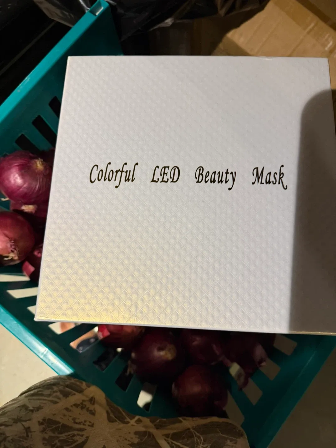 Colorful LED Beauty Mask - New in Box! image indicator(2)
