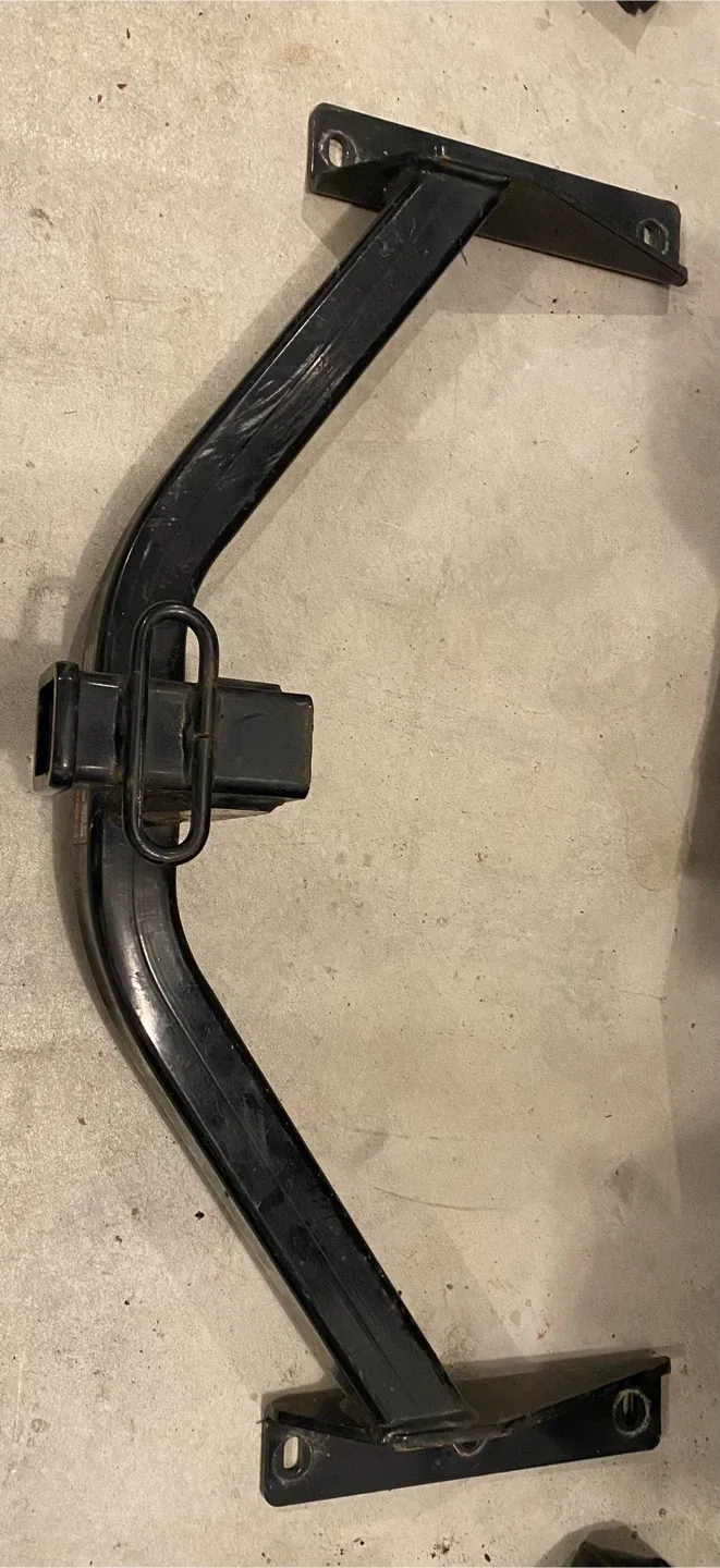 Curt Trailer Hitch - Towing Products image indicator(2)