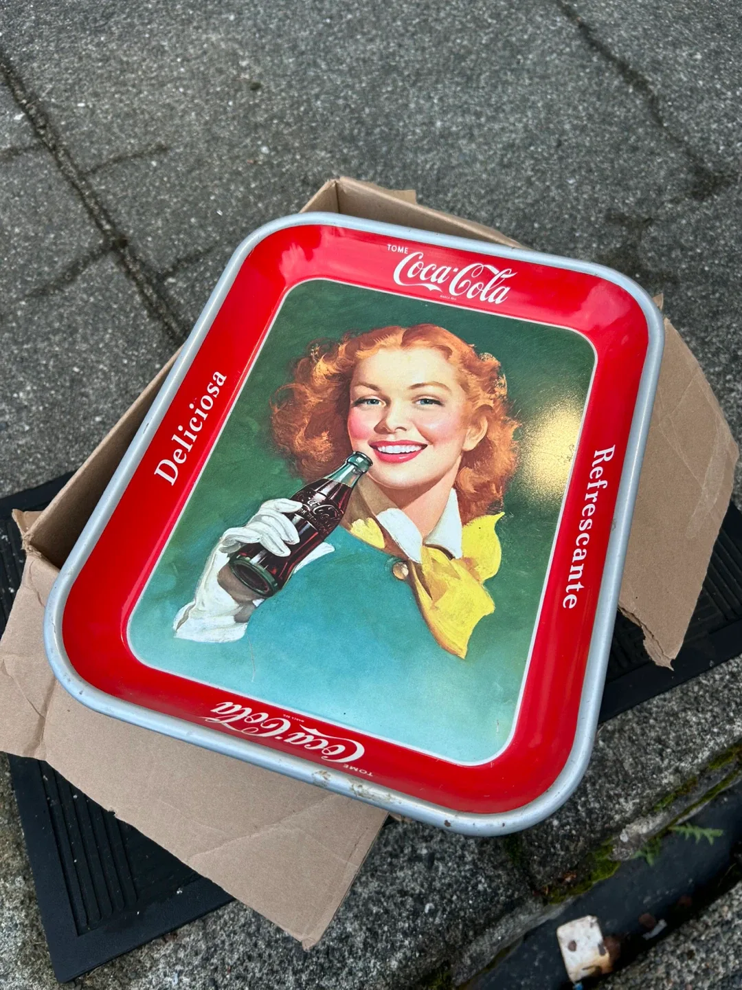 Vintage Coca-Cola Serving Tray thumbnail