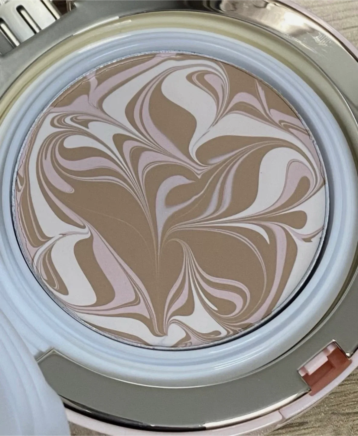 AGE 20's Jericho Rose Essence Cover Pact T21 refill thumbnail