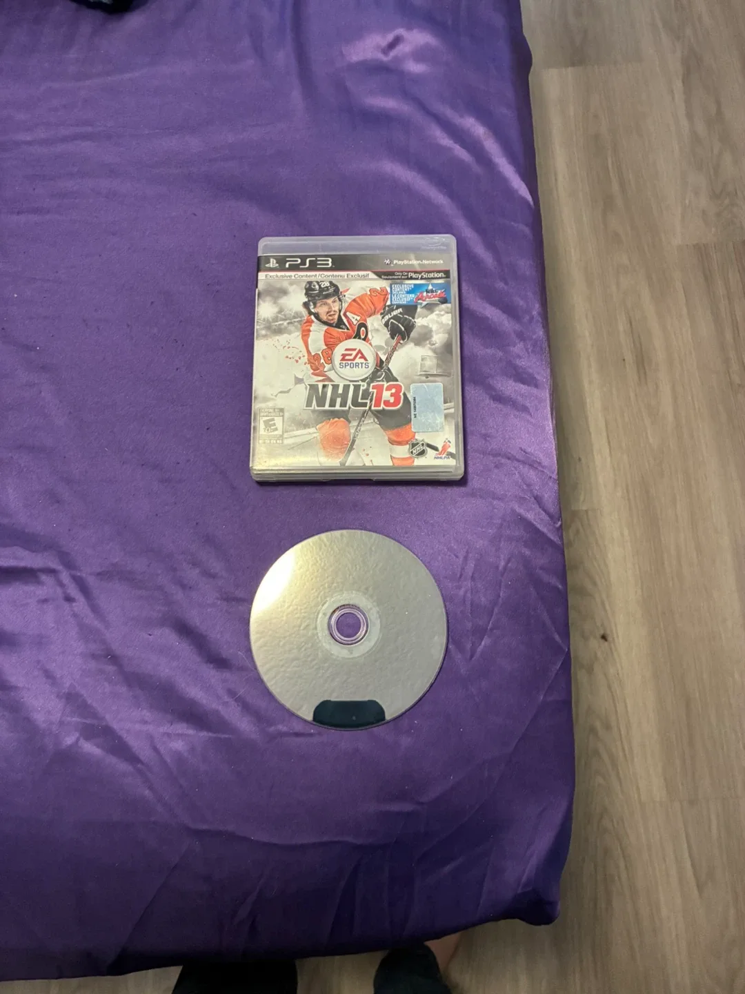 Multiple items for sale image indicator(4)