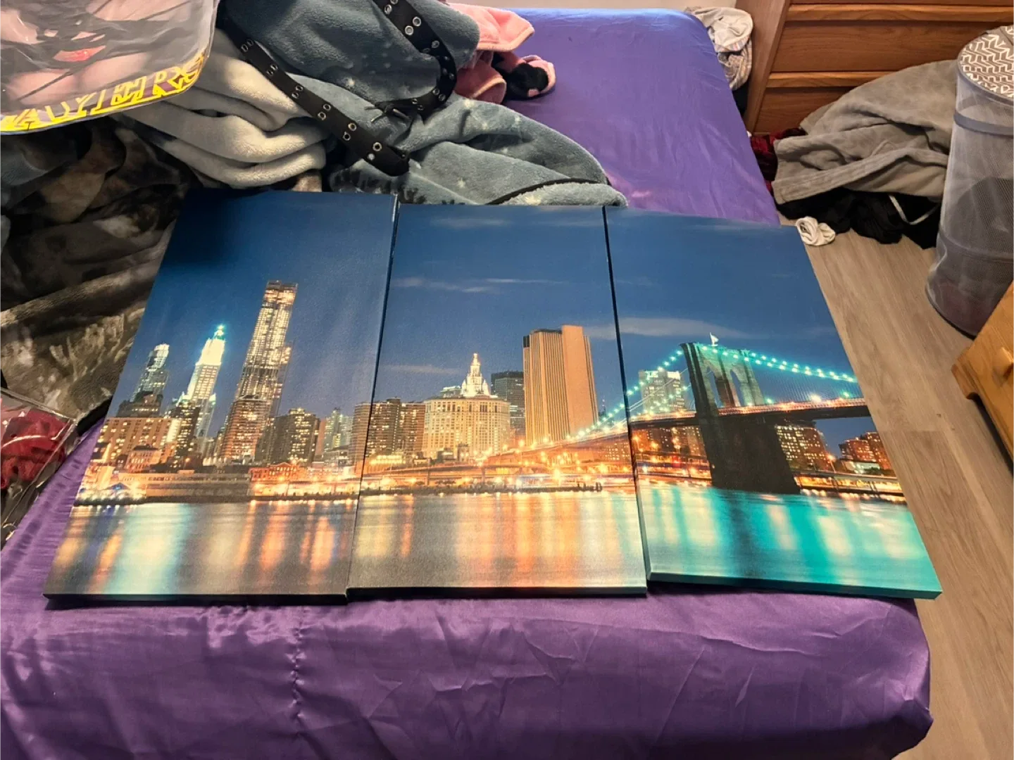 Multiple items for sale image indicator(7)