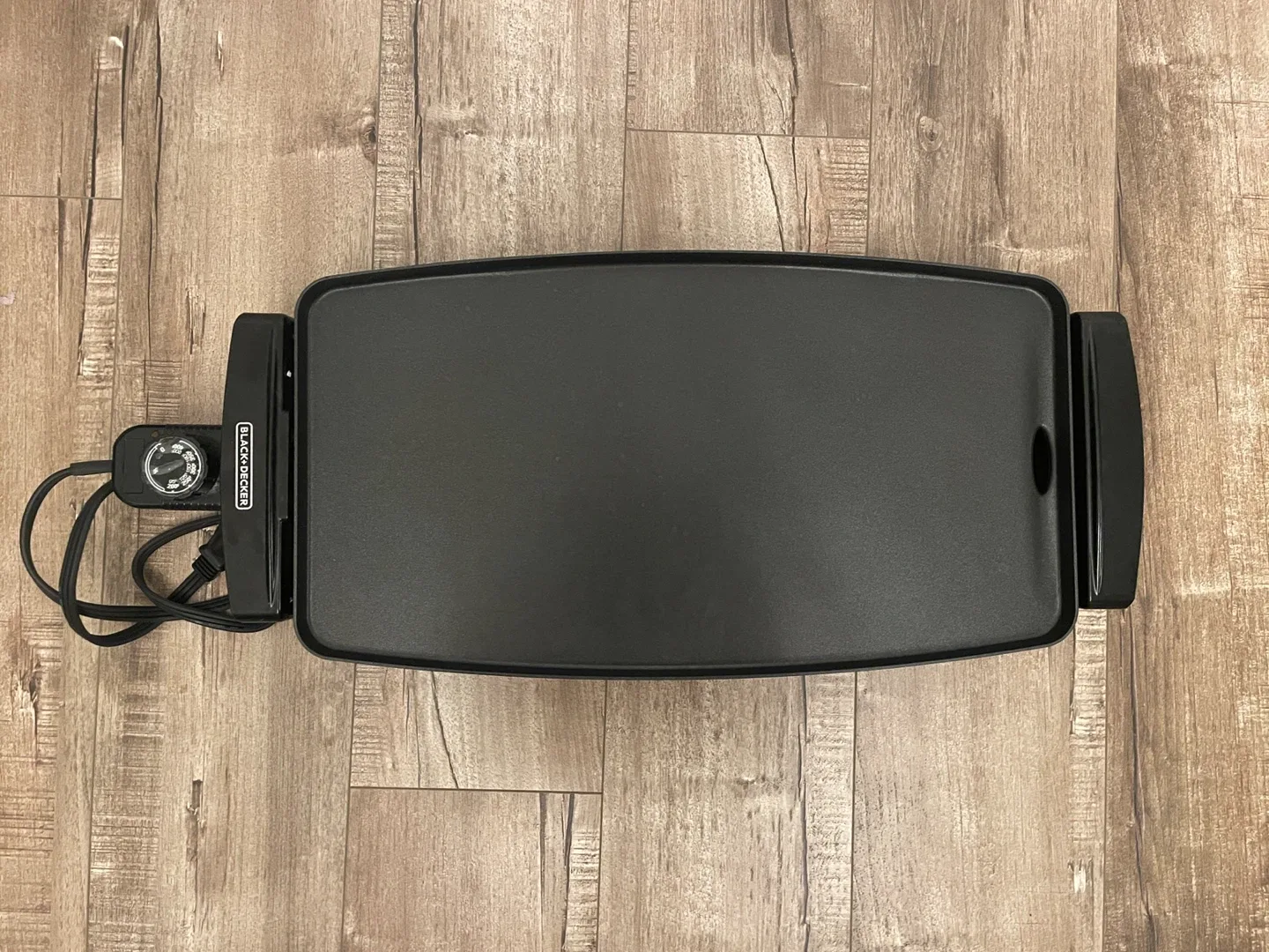 BLACK+DECKER Electric Griddle with Removable Temperature Probe image indicator(2)