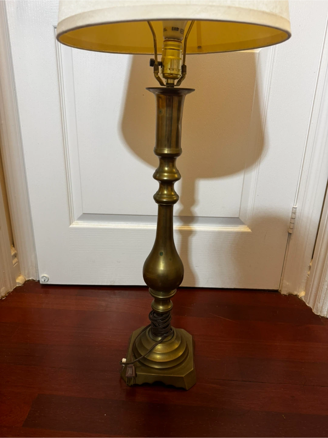 Vintage Brass Finish Floor Lamp - photo 2