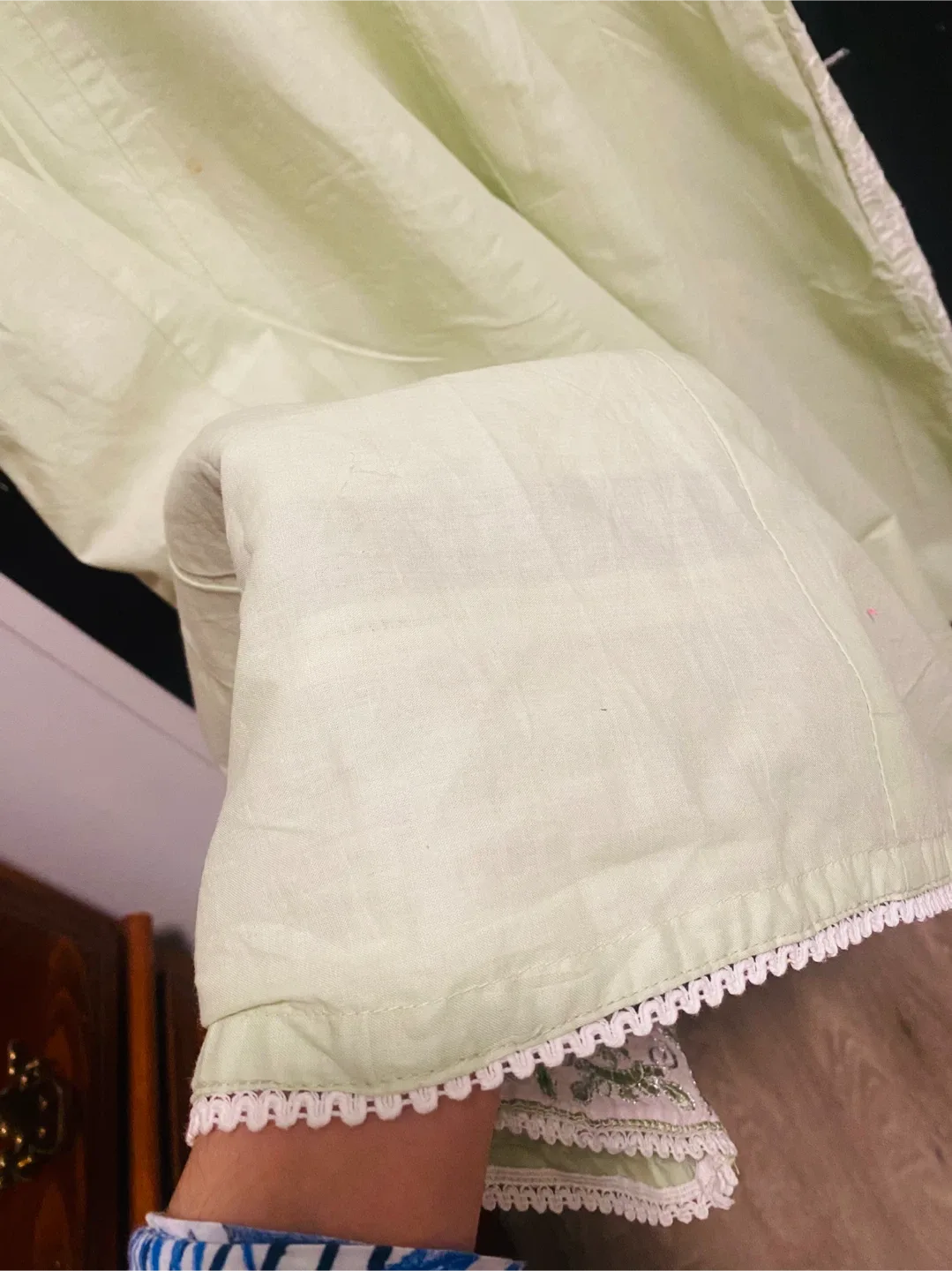 Bin Zehra Light Green Embroidered Dress - Size Small image indicator(8)