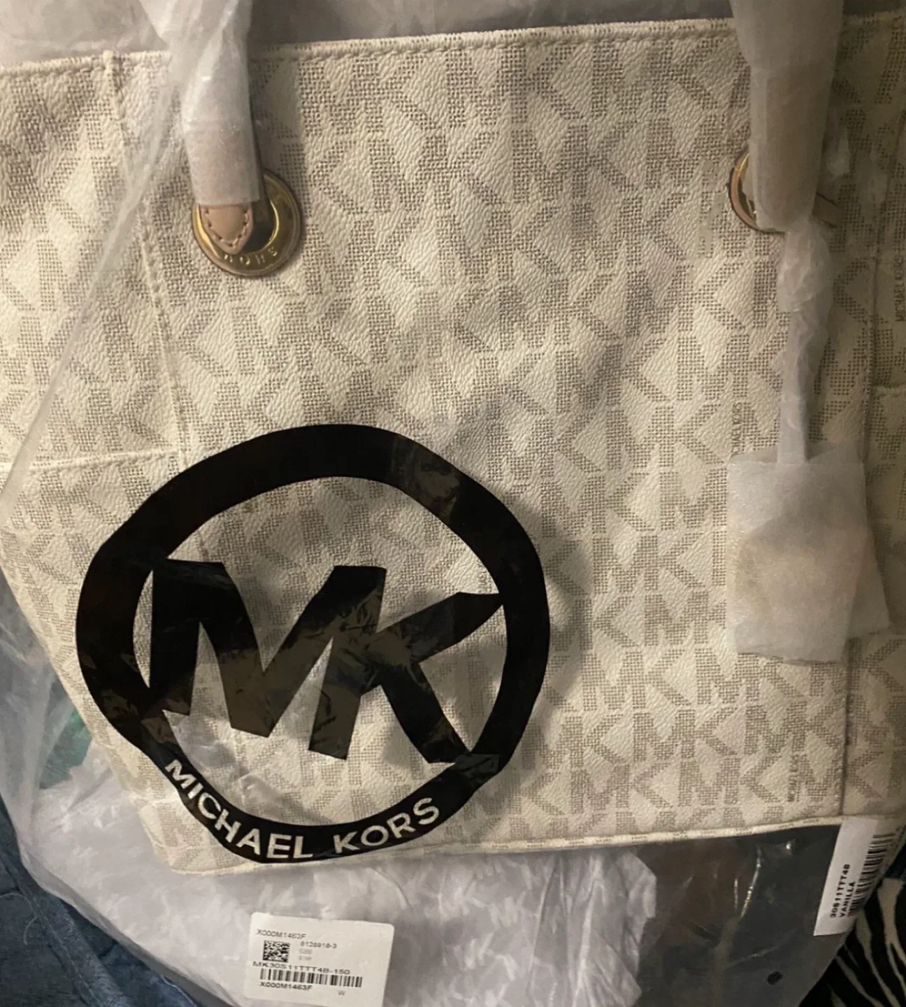 Michael Kors Cream Tote Bag image indicator(2)