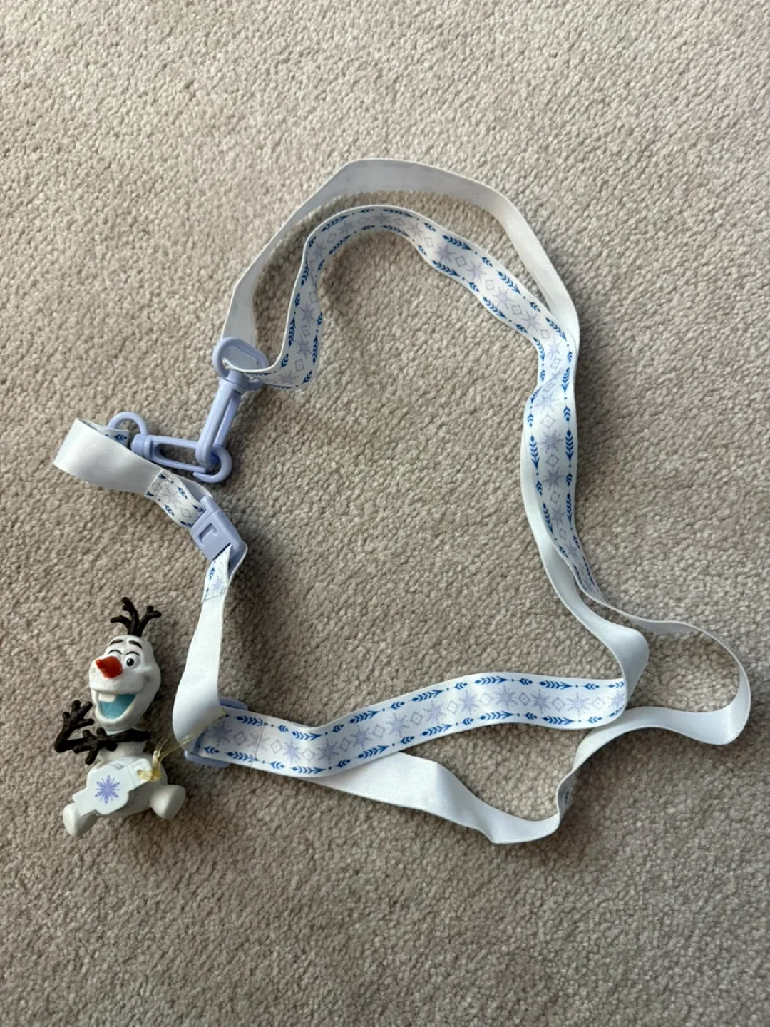 Disney Frozen Olaf Lanyard thumbnail