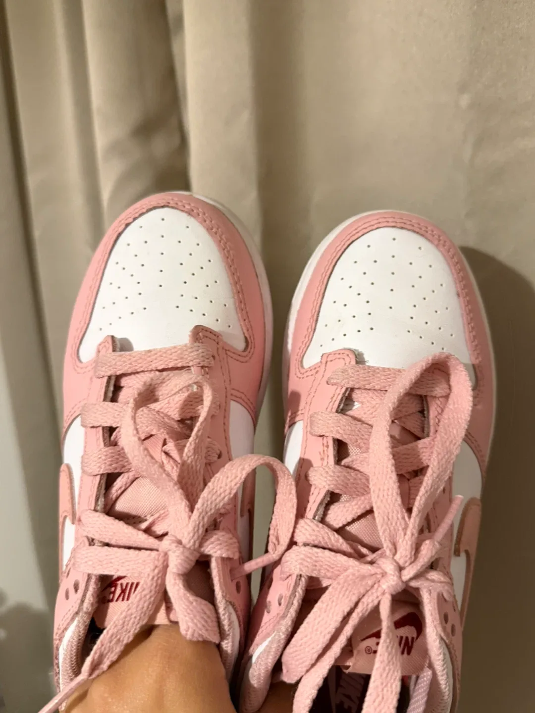 Nike Dunk Low Pink/White image indicator(5)