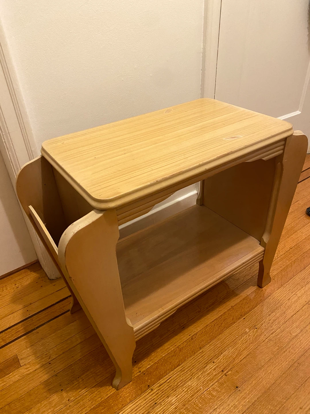 Vintage side table - photo 2