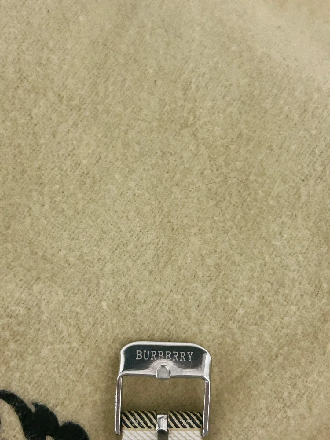 Burberry Swiss made watch leather strap image indicator(4)