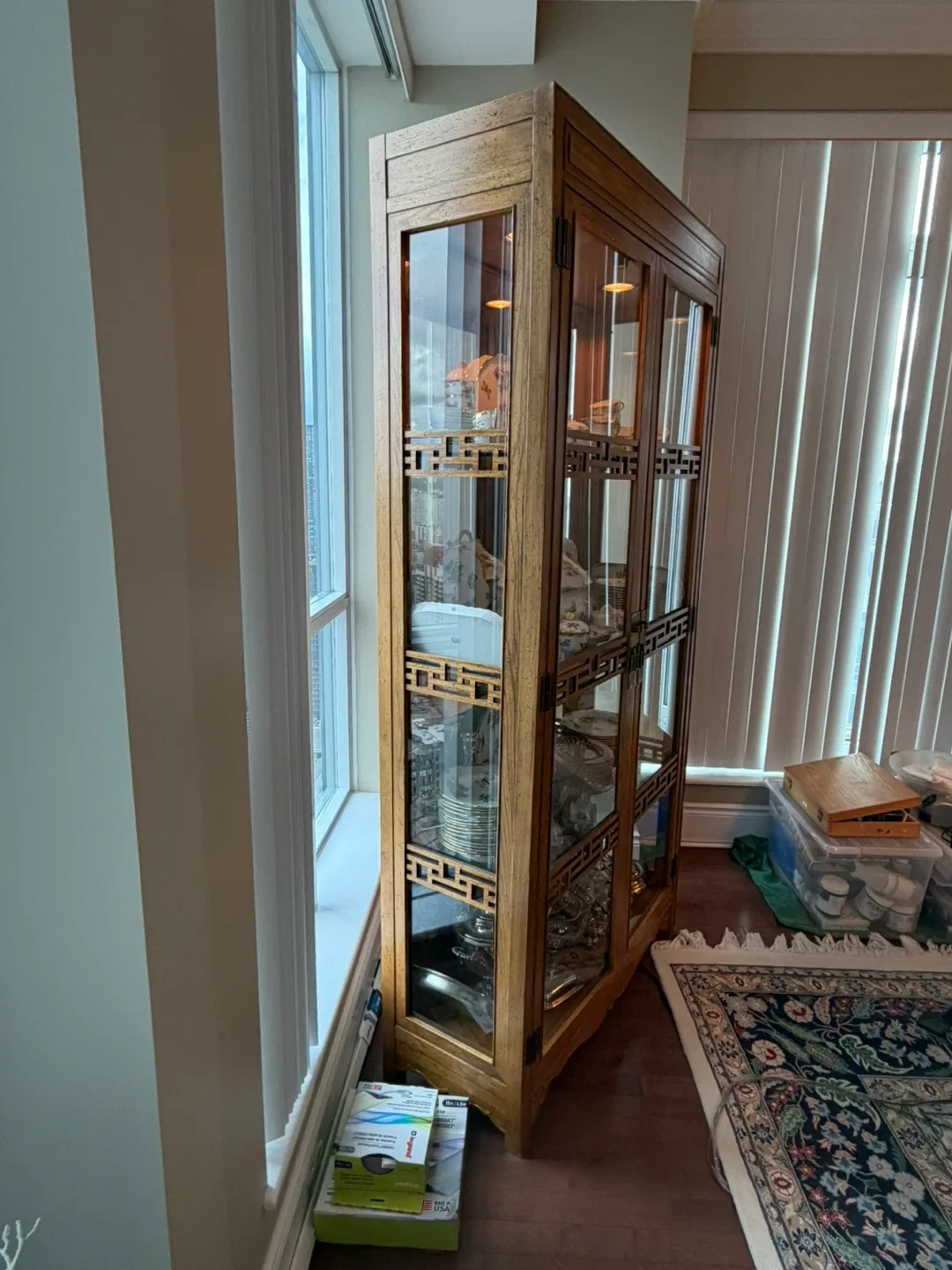 Display Cabinet - Glass Door Curio image indicator(2)