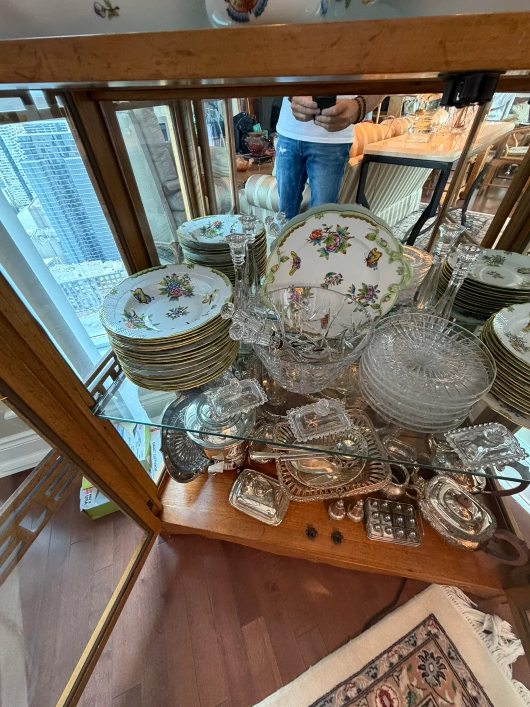 Display Cabinet - Glass Door Curio image indicator(8)