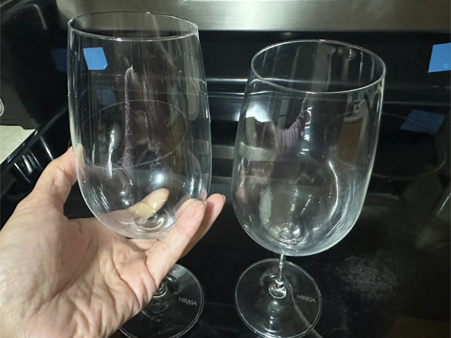 Mikasa Wine Glasses - Set of 2 - photo 2