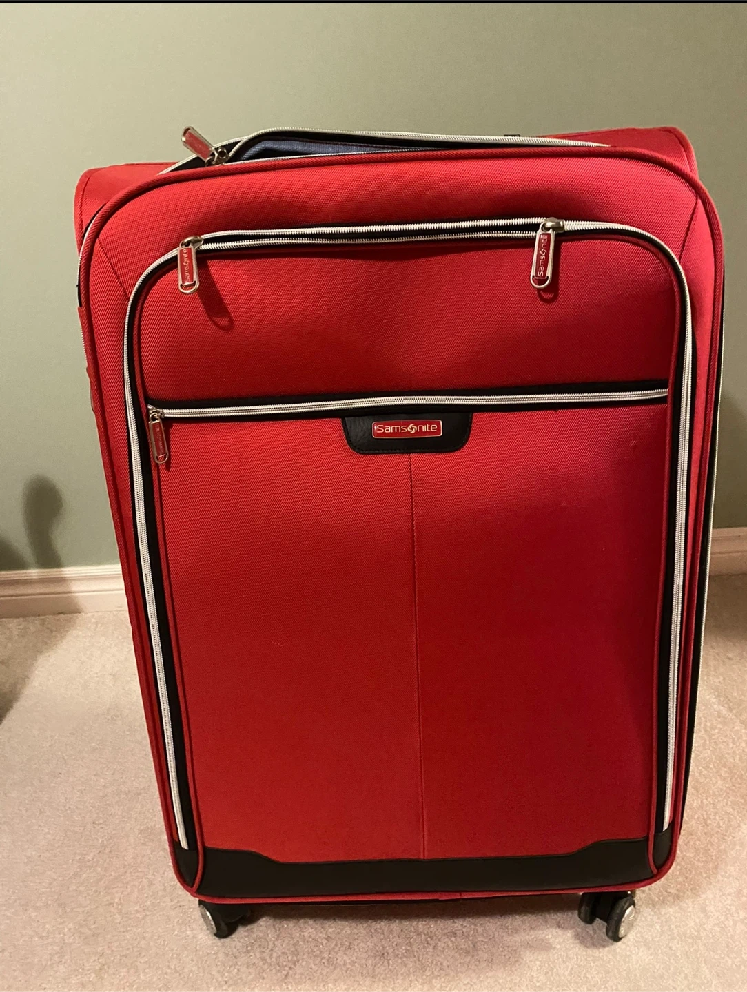 Samsonite Pink Spinner Suitcase