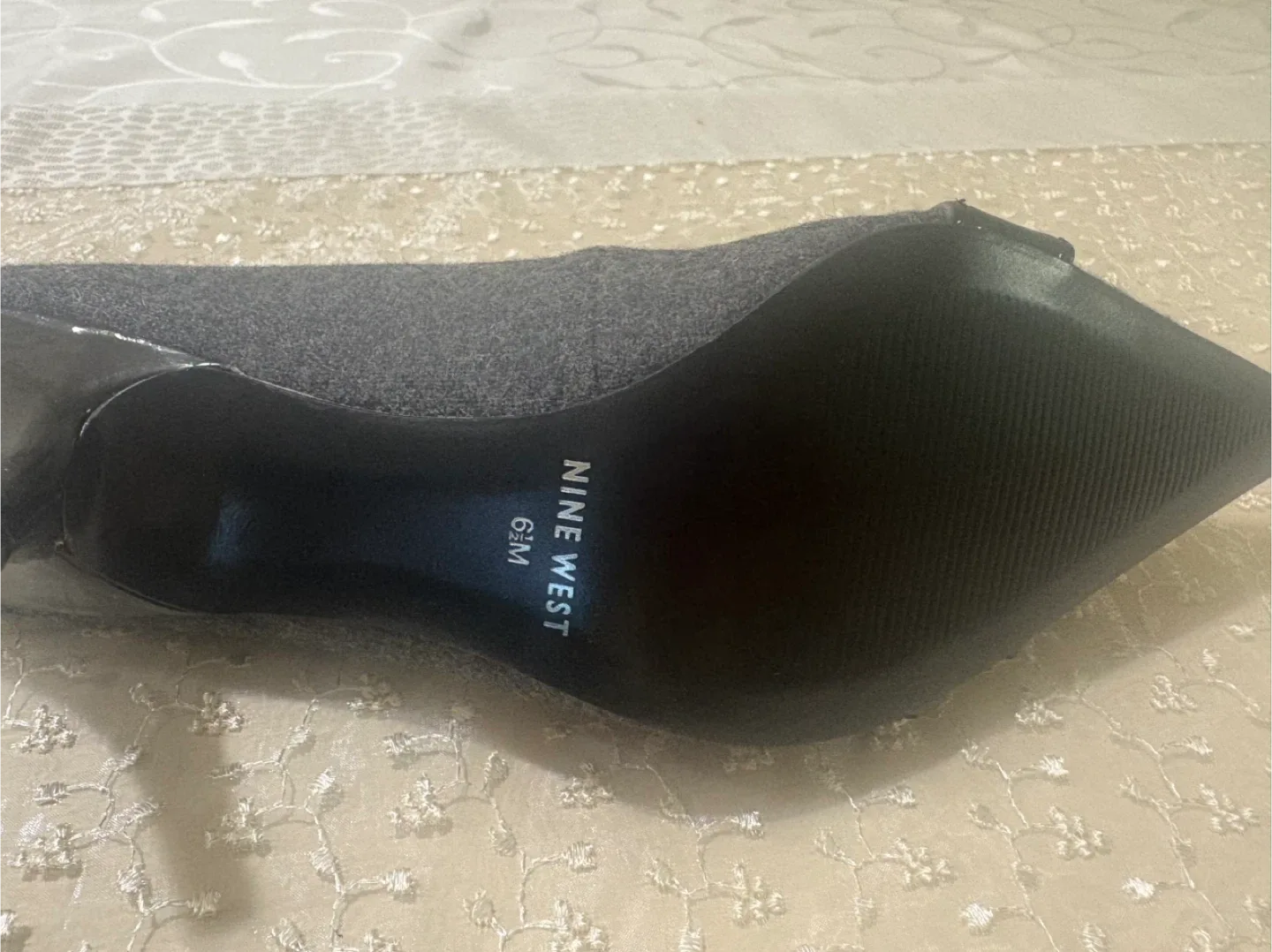 Nine West Grey Heels, Size 6.5M image indicator(3)