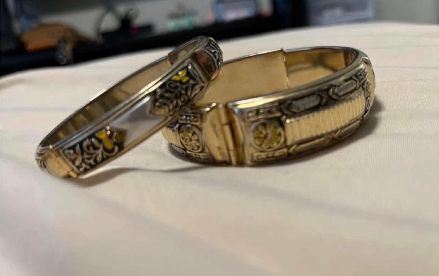 Italian Gold plated Bangle Bracelet - photo 2