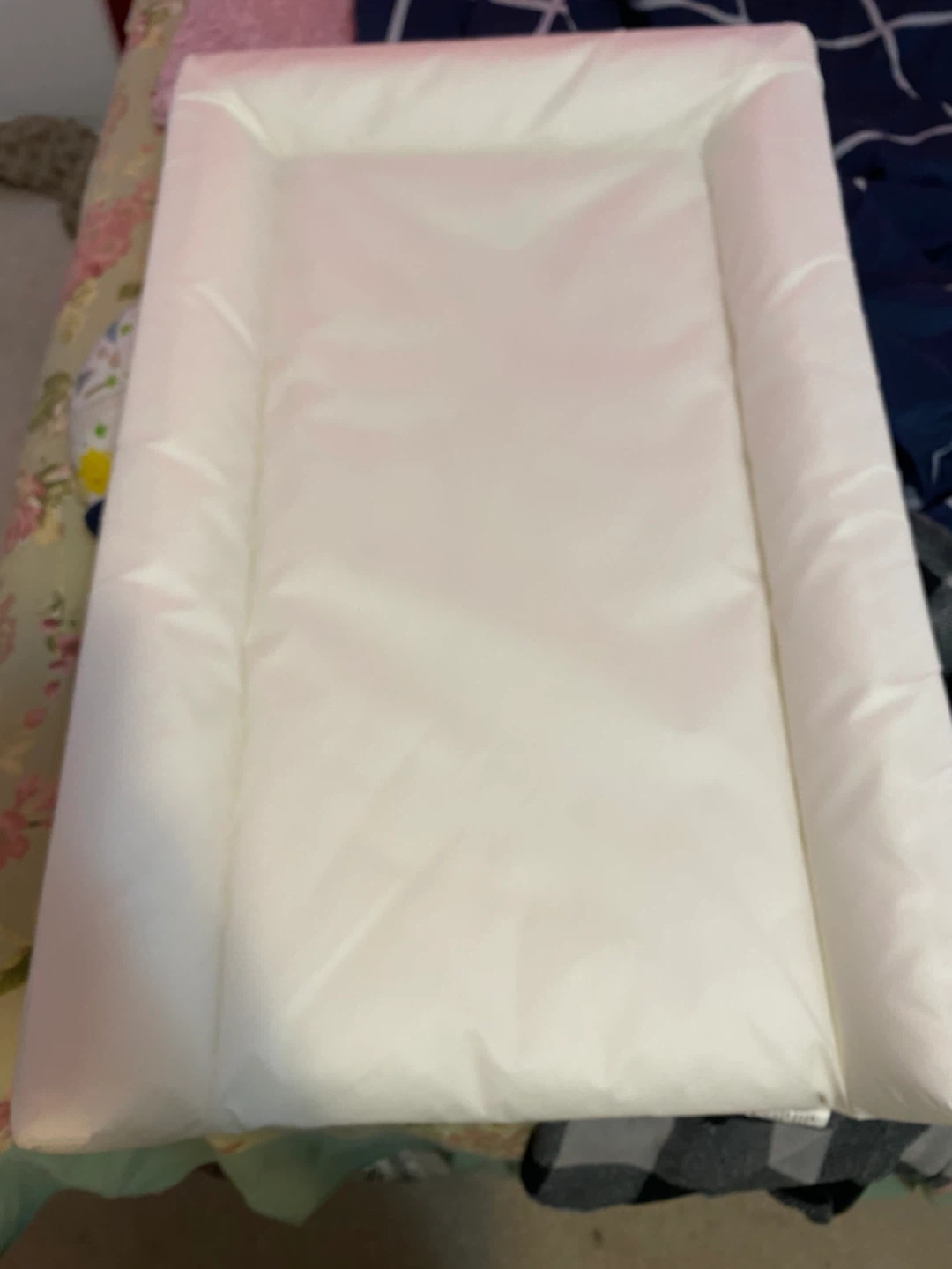 Diaper Genie & Change Pad - photo 2