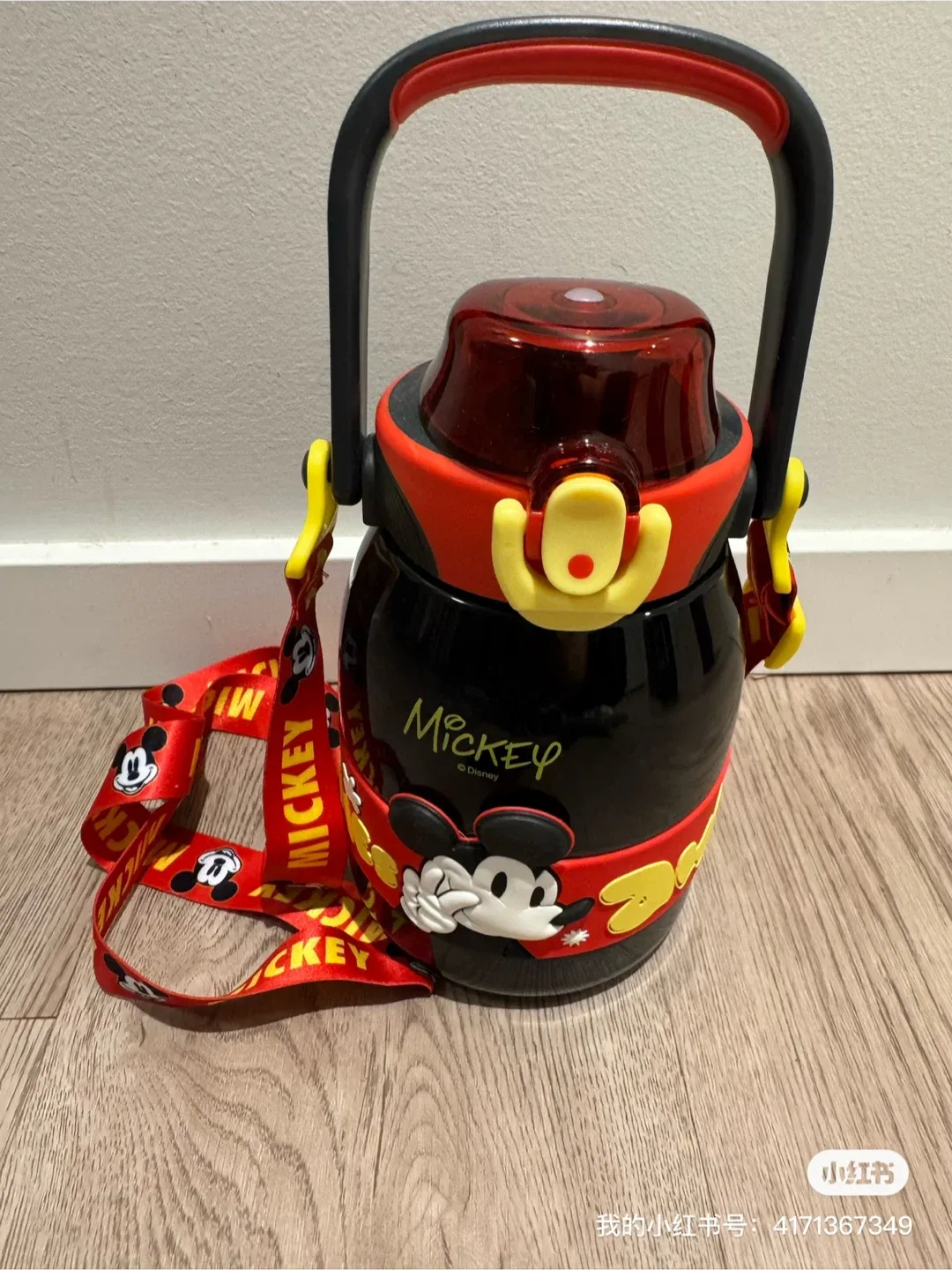 Mickey Mouse Disney Water Bottle thumbnail