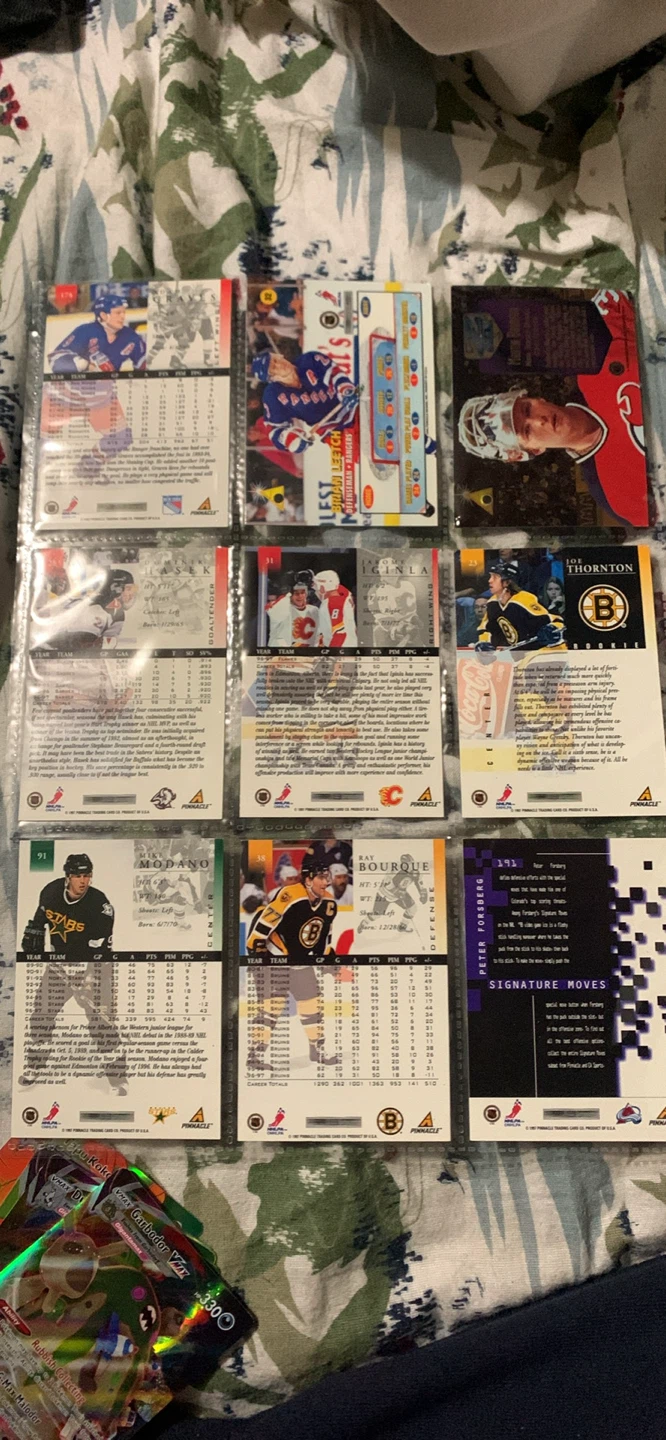Hockey Trading Cards - Pinnacle & Upper Deck - photo 3