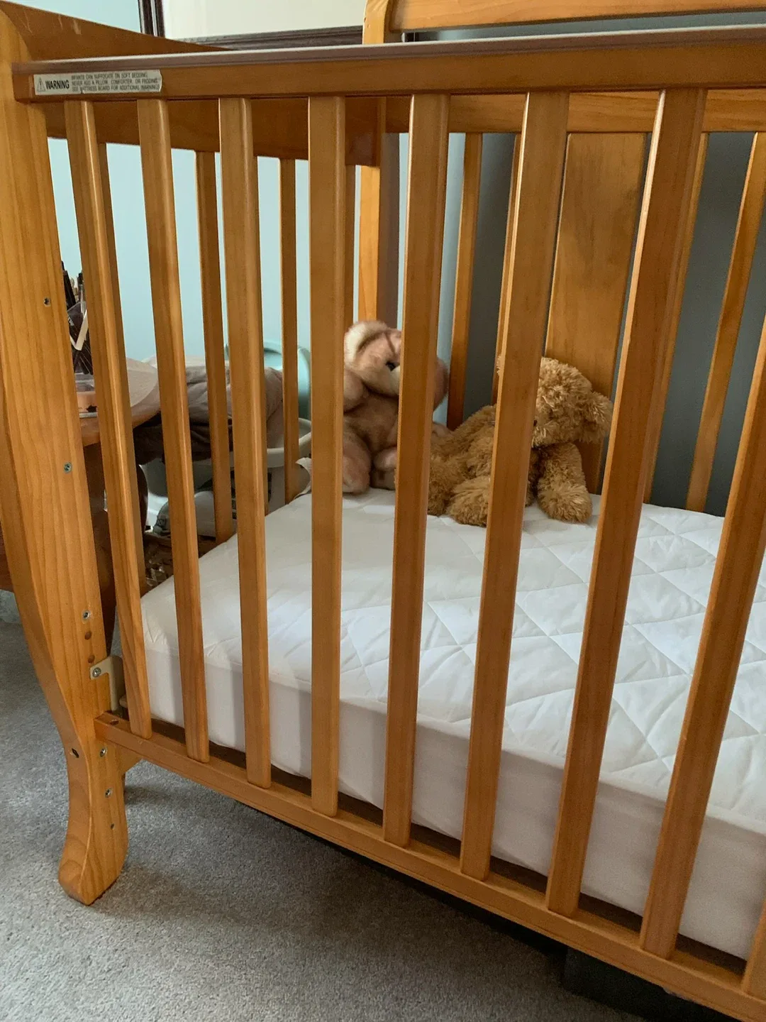 Crib / toddler bed with mattress image indicator(3)