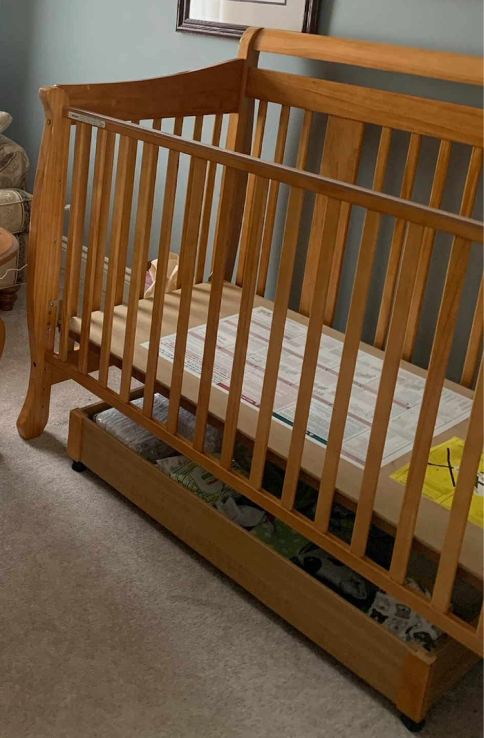 Crib / toddler bed with mattress - photo 2