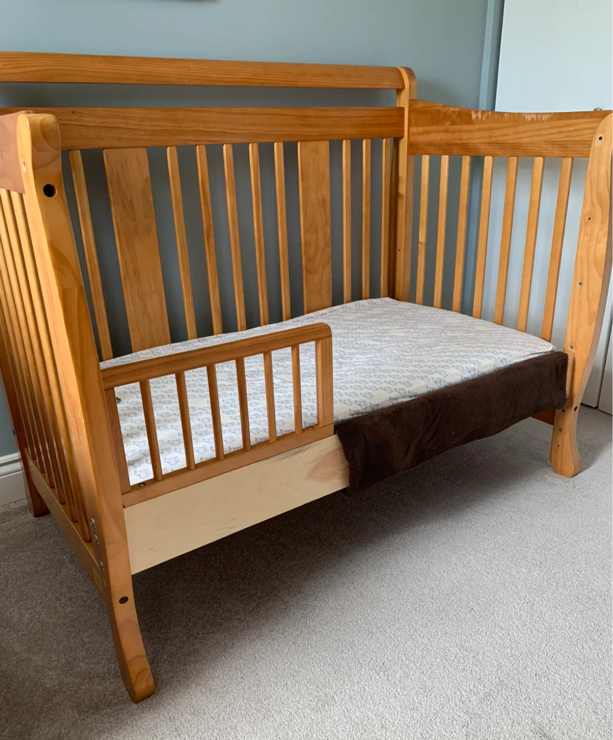 Crib / toddler bed with mattress - photo 4