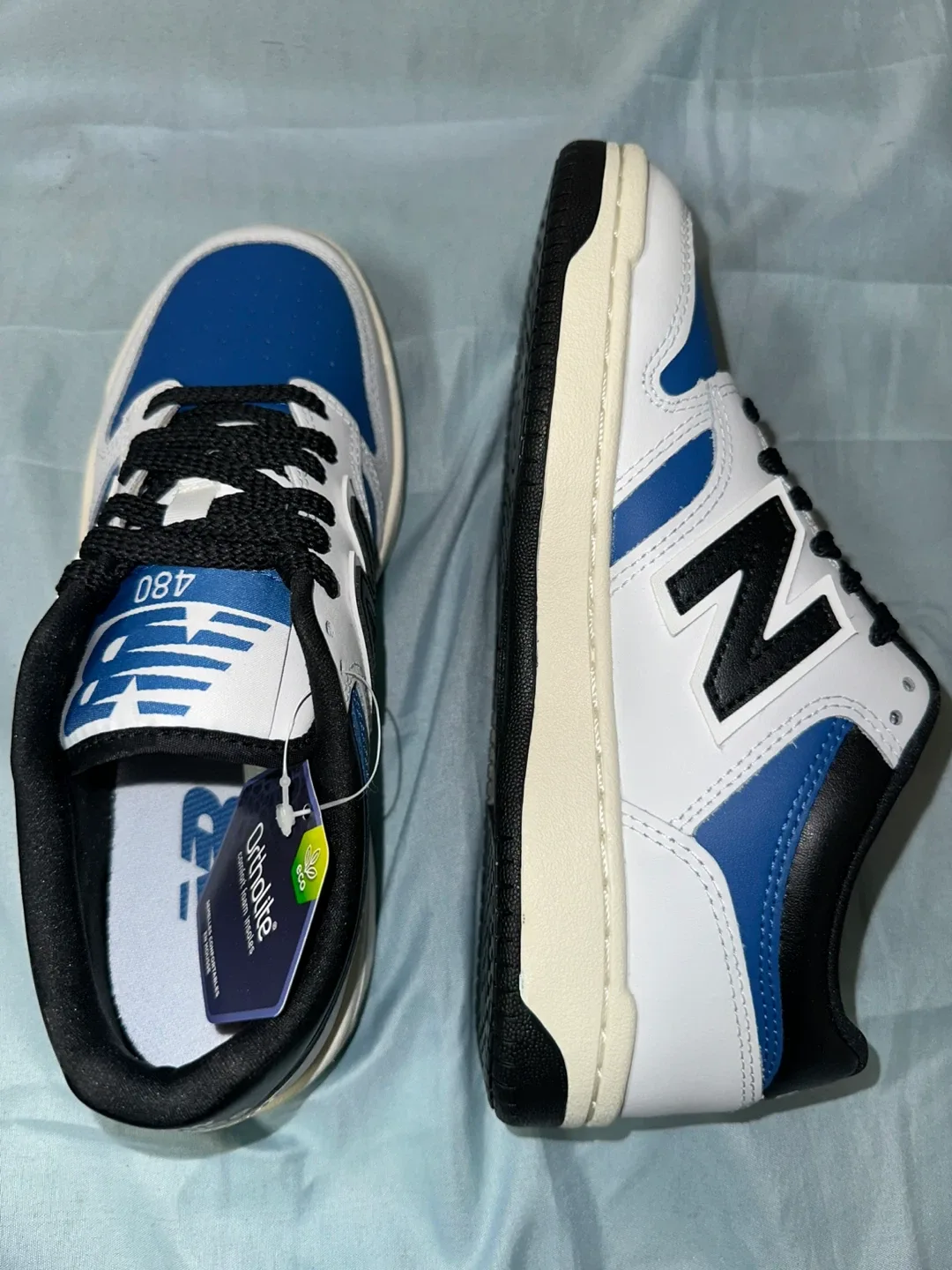 Brand new Boys New Balance Size 5 image indicator(2)