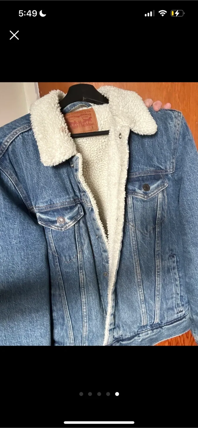 Levi's Sherpa Trucker Jacket - Size S image indicator(5)