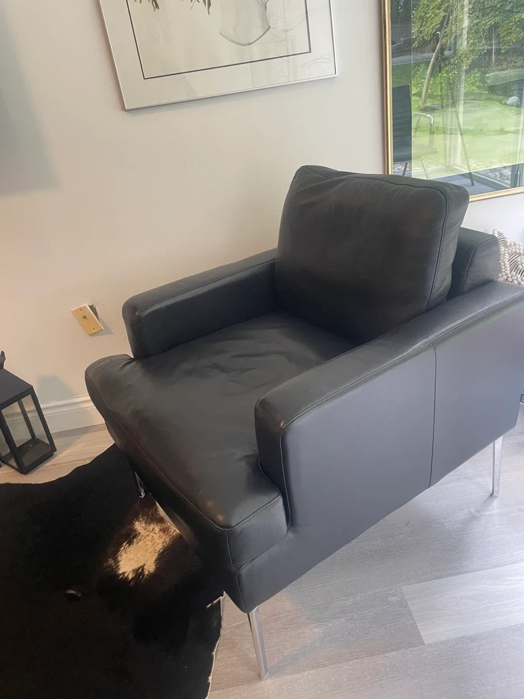 Black Leather Armchair image indicator(2)