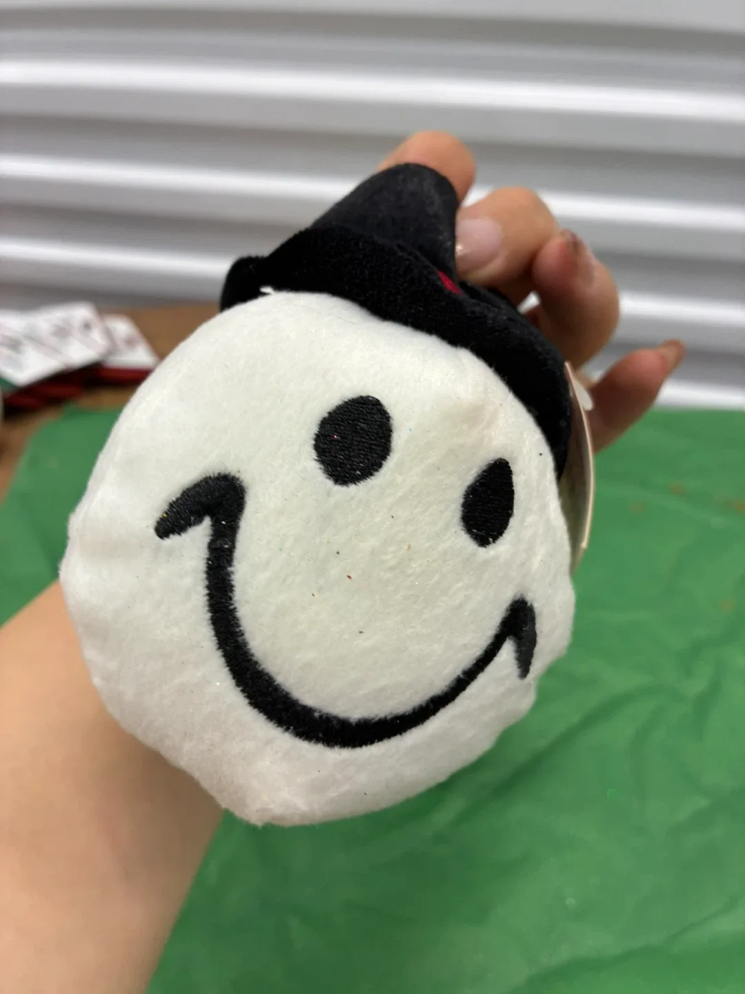 Trimmery Treasures Christmas tree Ornaments image indicator(6)