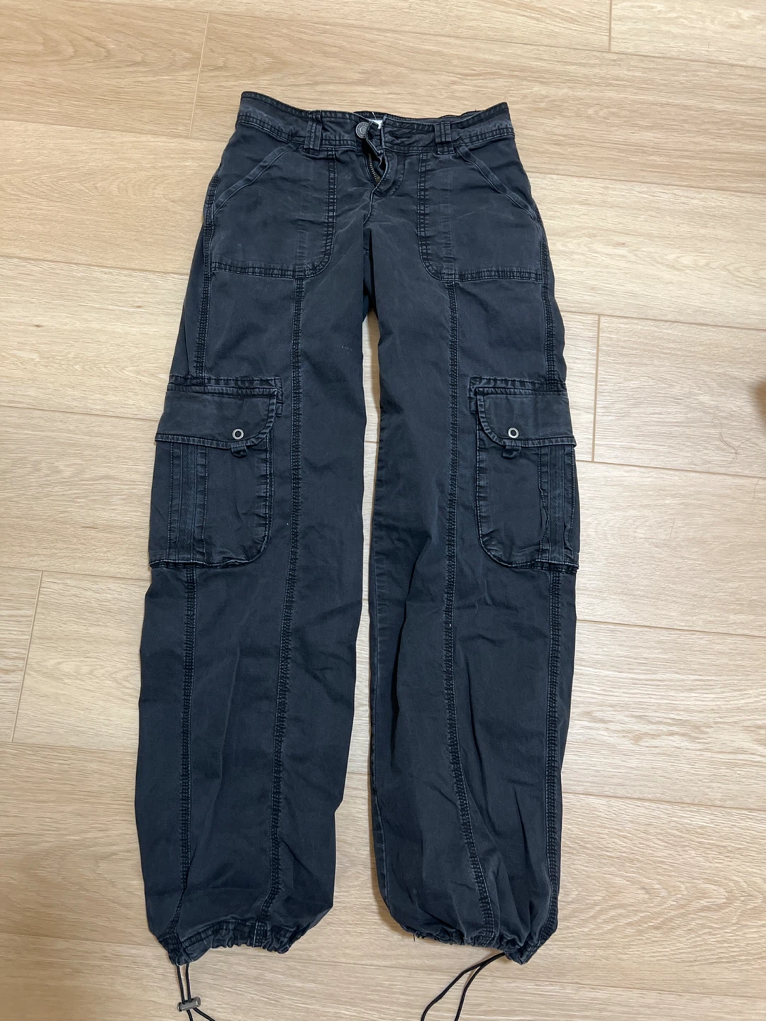 Black Garage Cargo Pants (Size 00)