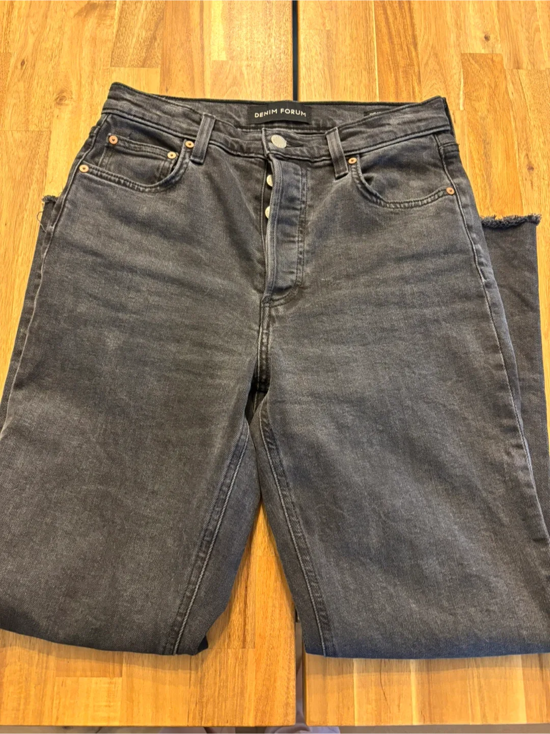 Denim Forum Arlo High Rise Straight Jeans - Size 26 image indicator(5)