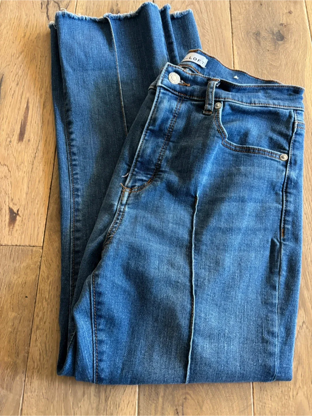 LOFT Denim Flare Jeans - Size 28/6 image indicator(3)