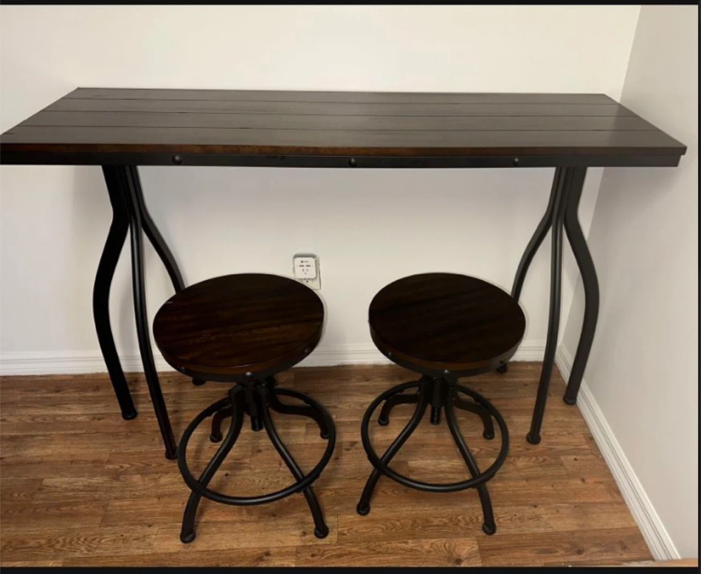 Signature Design by Ashley Odium Urban Table & 2 Stools