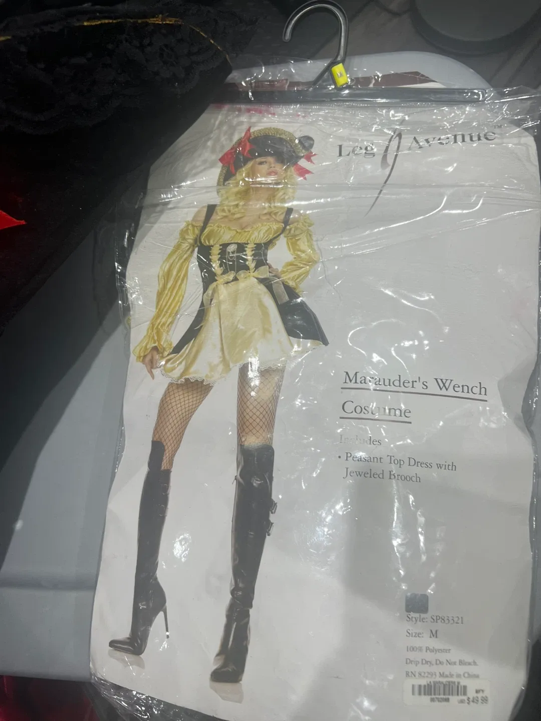 Leg Avenue Marauder's Wench Costume - Size M image indicator(3)