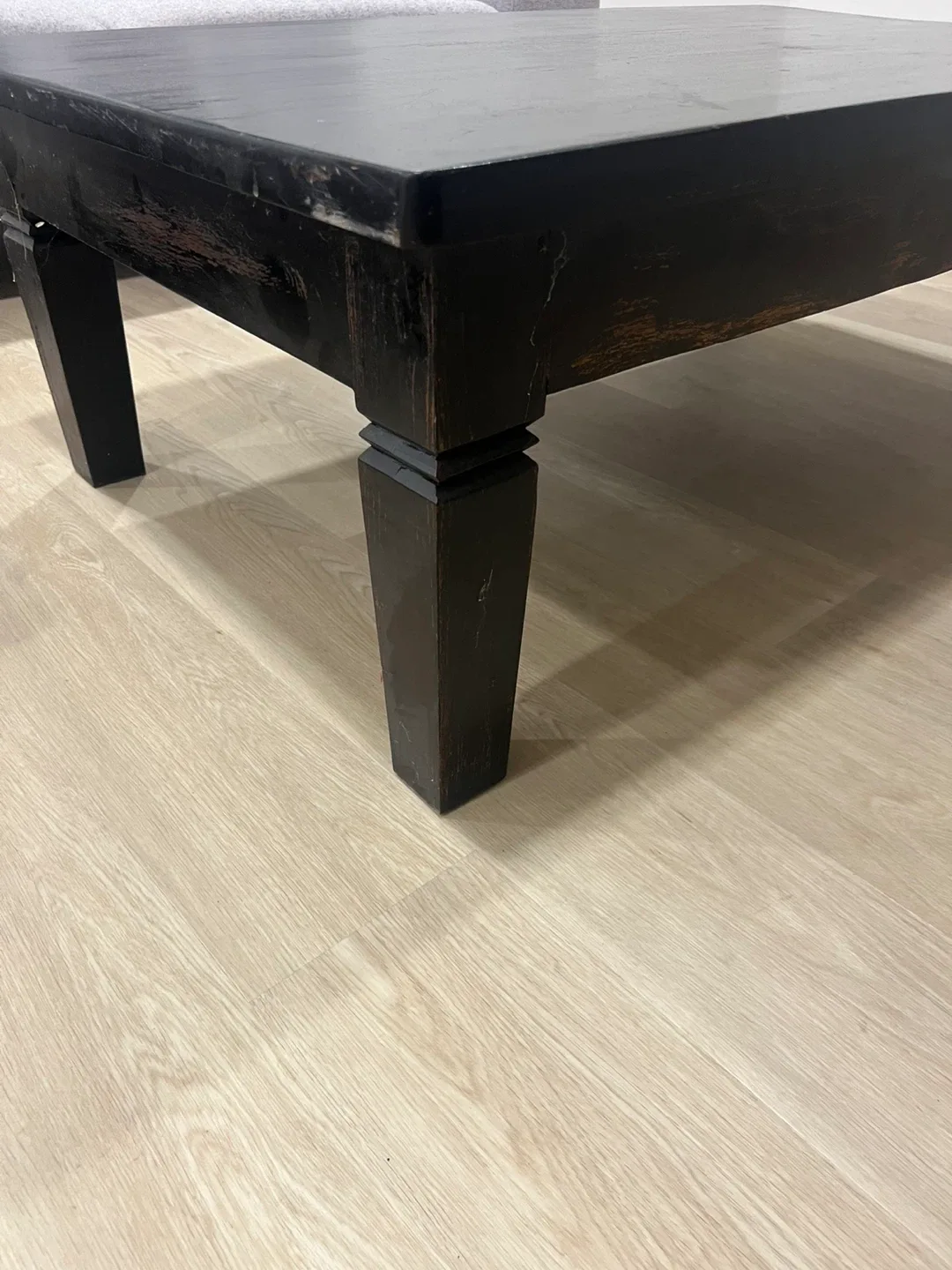 Dark Brown Wood Coffee Table image indicator(3)