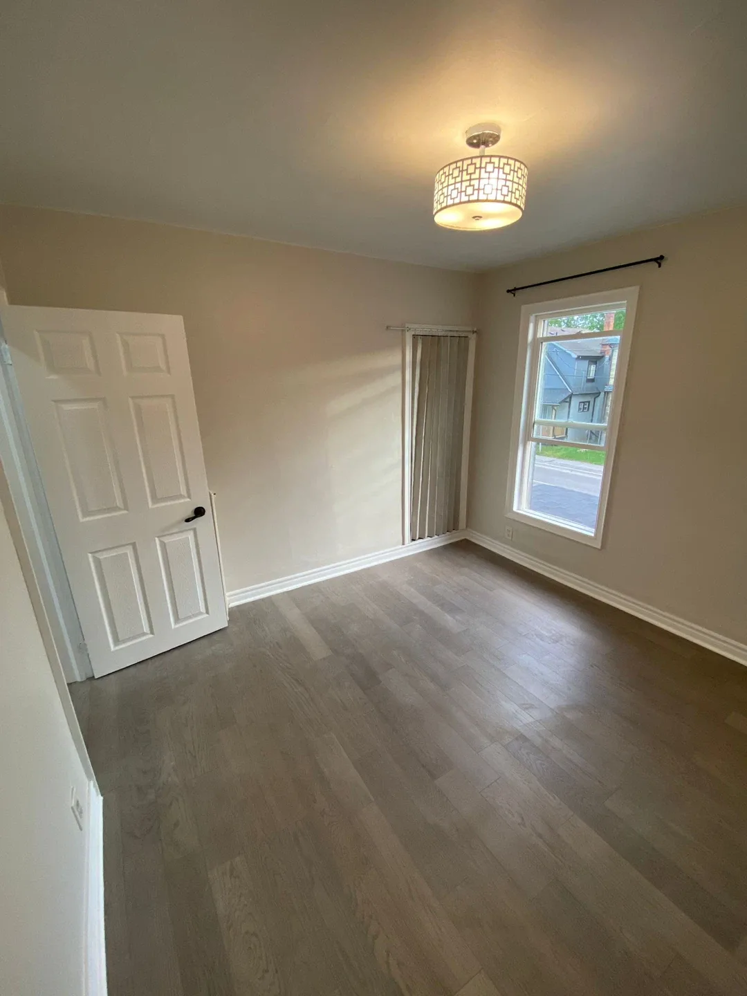 2 bedrooms apartment for rent image indicator(5)