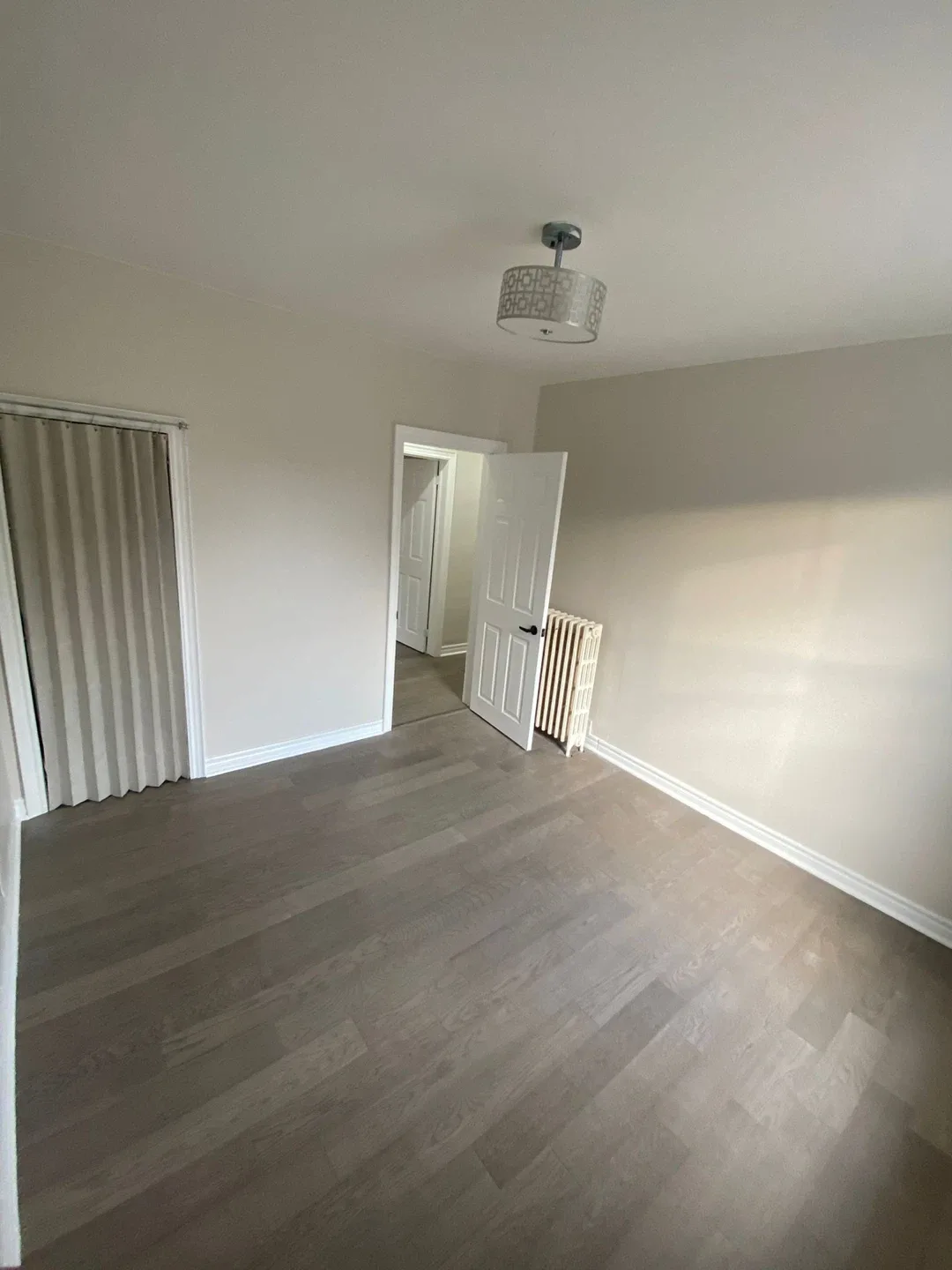 2 bedrooms apartment for rent image indicator(2)