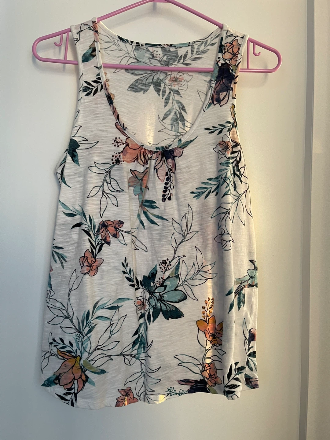 Assorted Women's Tops - Various Brands & Sizes - photo 5