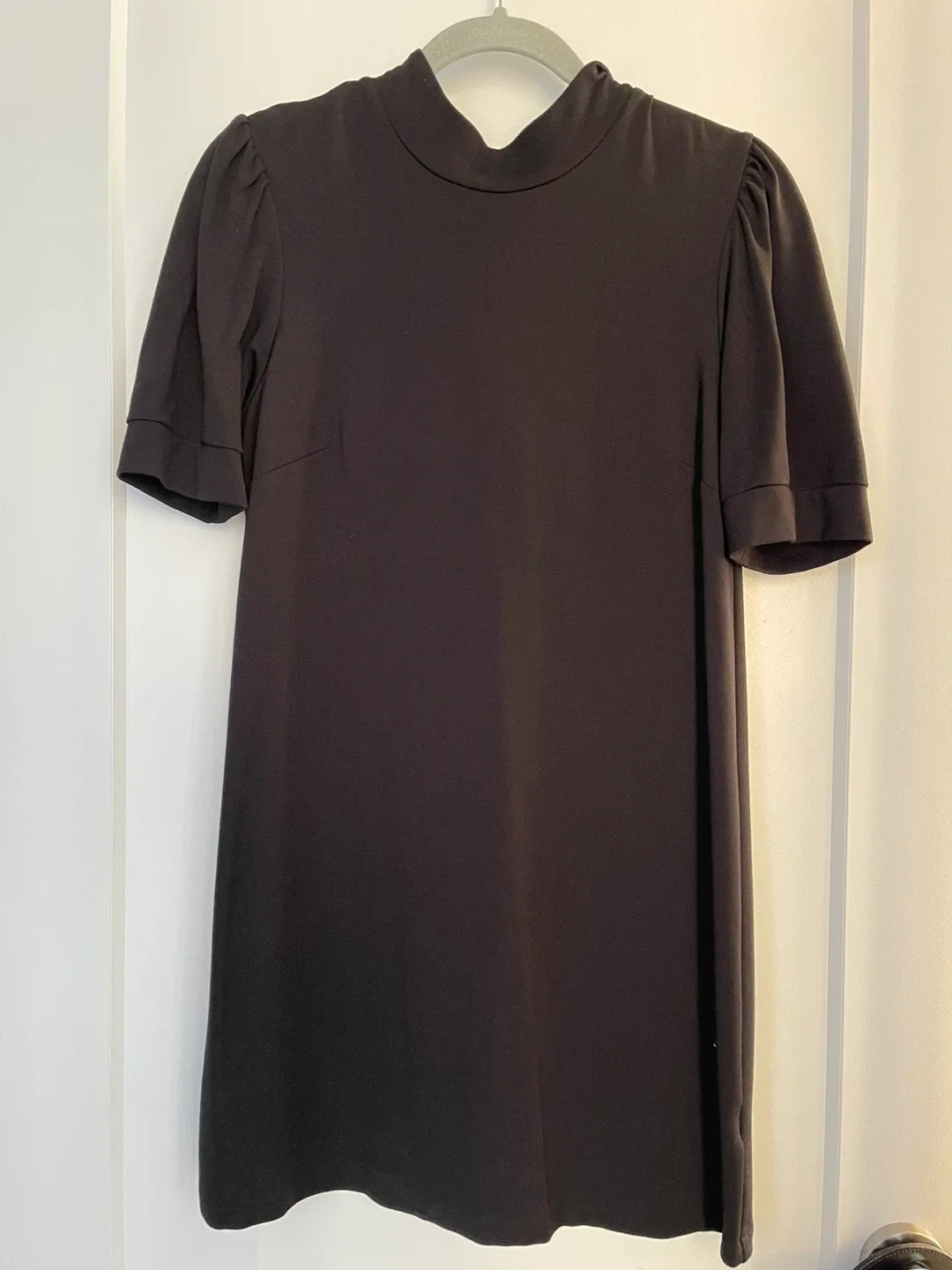 Assorted Women's Tops - Various Brands & Sizes image indicator(6)