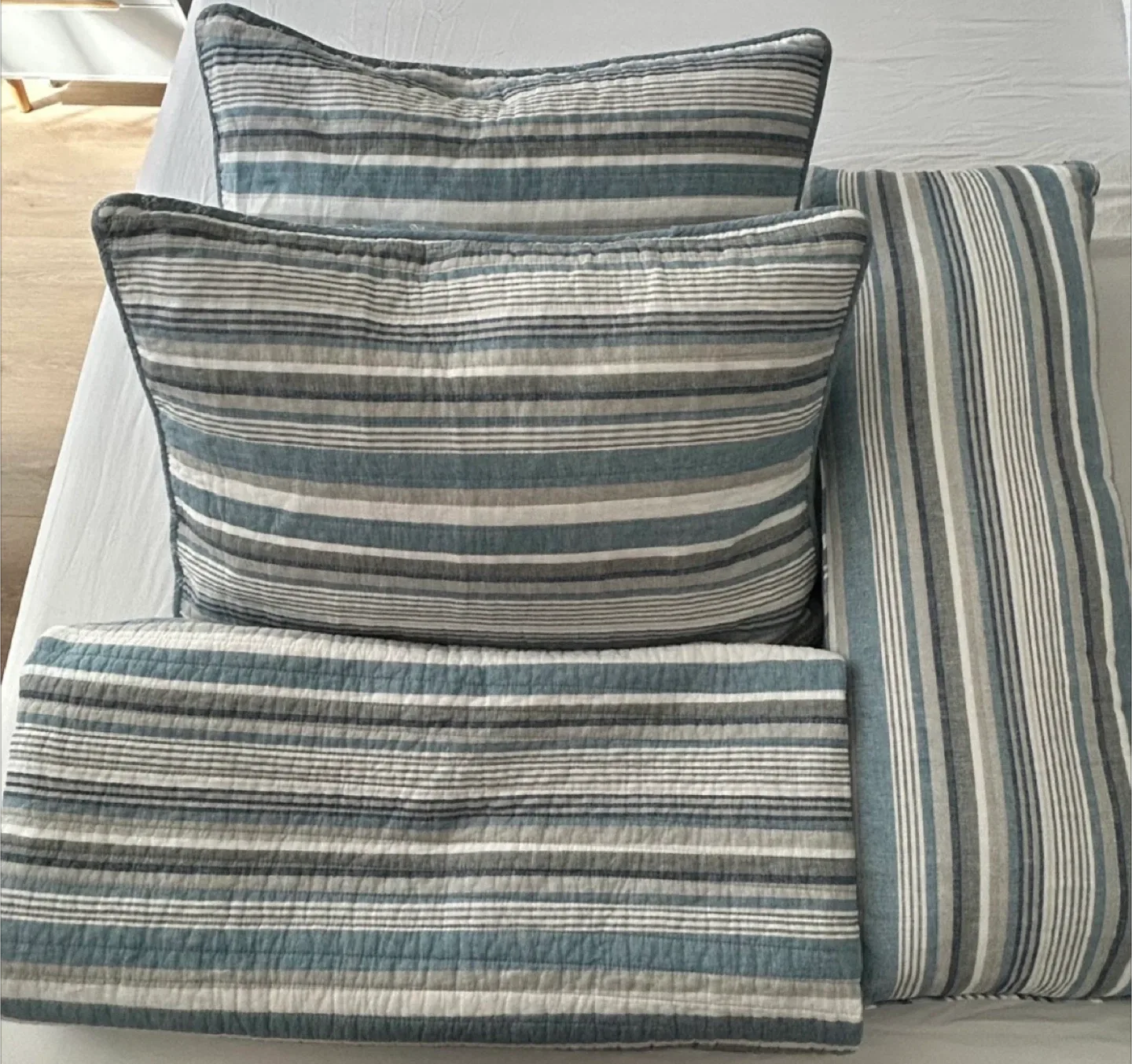 Set of Seven ps Daybed Cover image indicator(3)