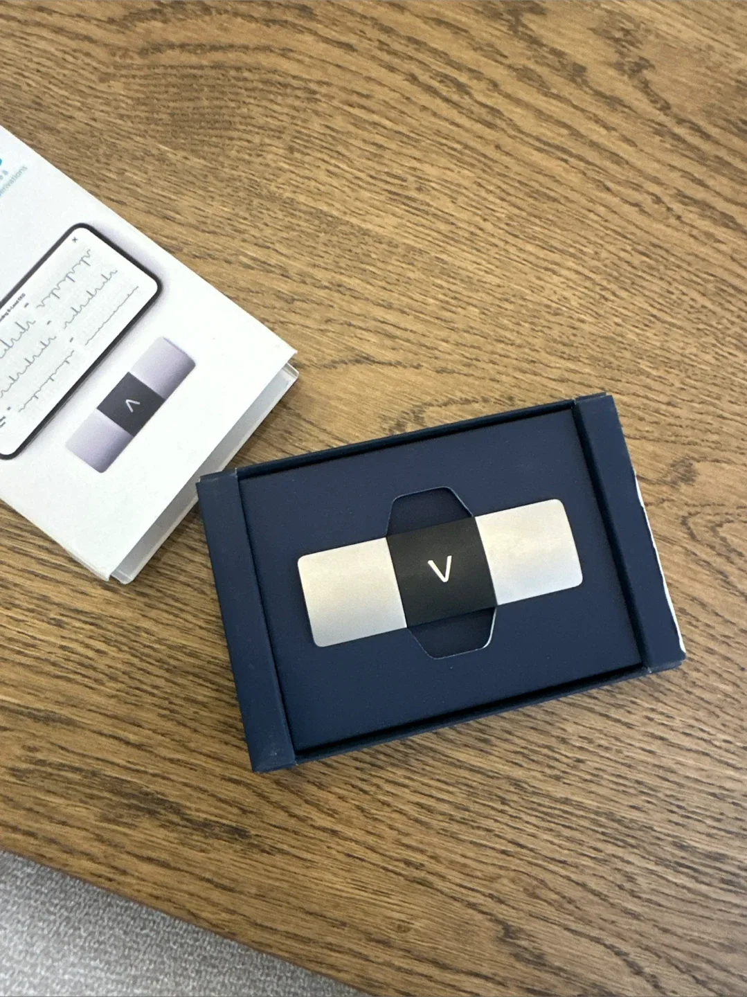 AliveCor KardiaMobile Six-Lead Personal EKG Monitor image indicator(3)