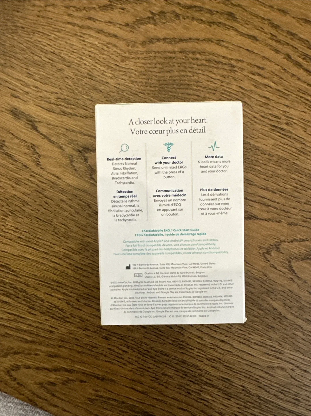 AliveCor KardiaMobile Six-Lead Personal EKG Monitor image indicator(2)