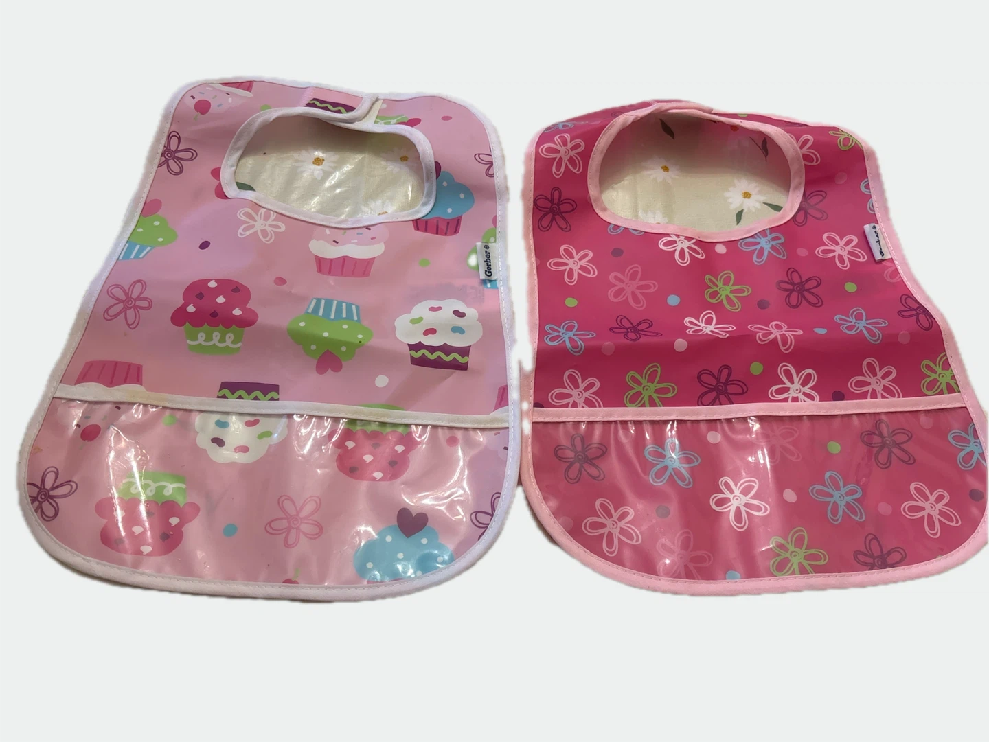 Gerber Baby Bibs - Set of 2